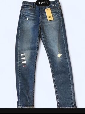 New with tag Levi’s skinny high rise jeans